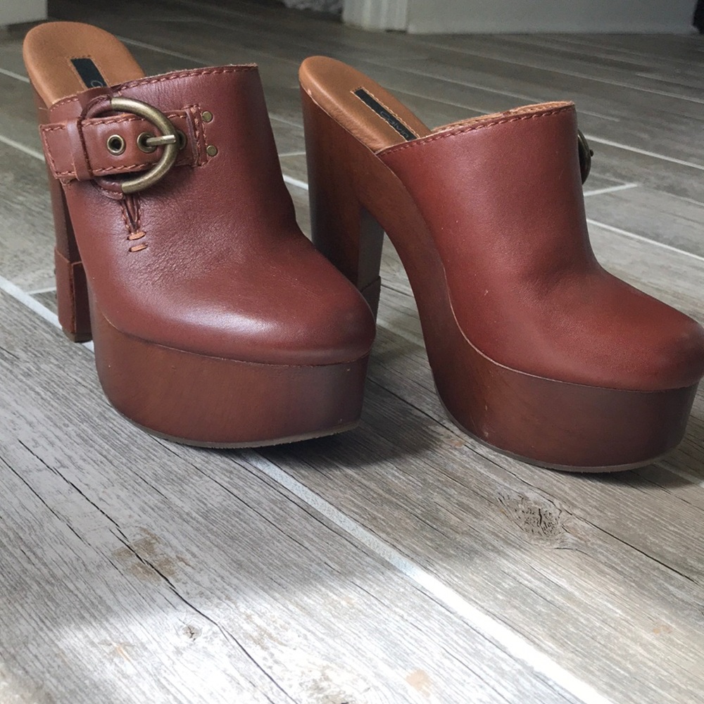 Shoes - Picture 2 of 2